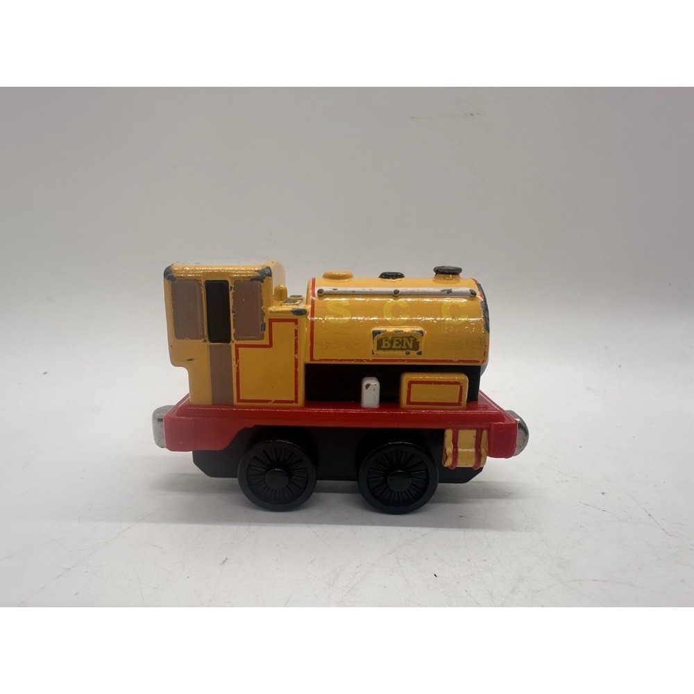 Thomas & Friends Ben Engine Learning Curve 2003 Die Cast Magnetic Train Toy